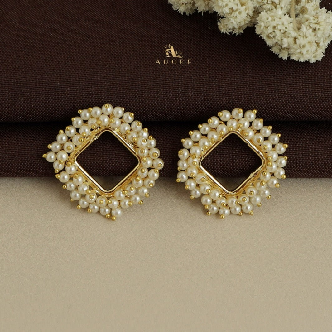 Norvia Square Cluster Pearl Earring