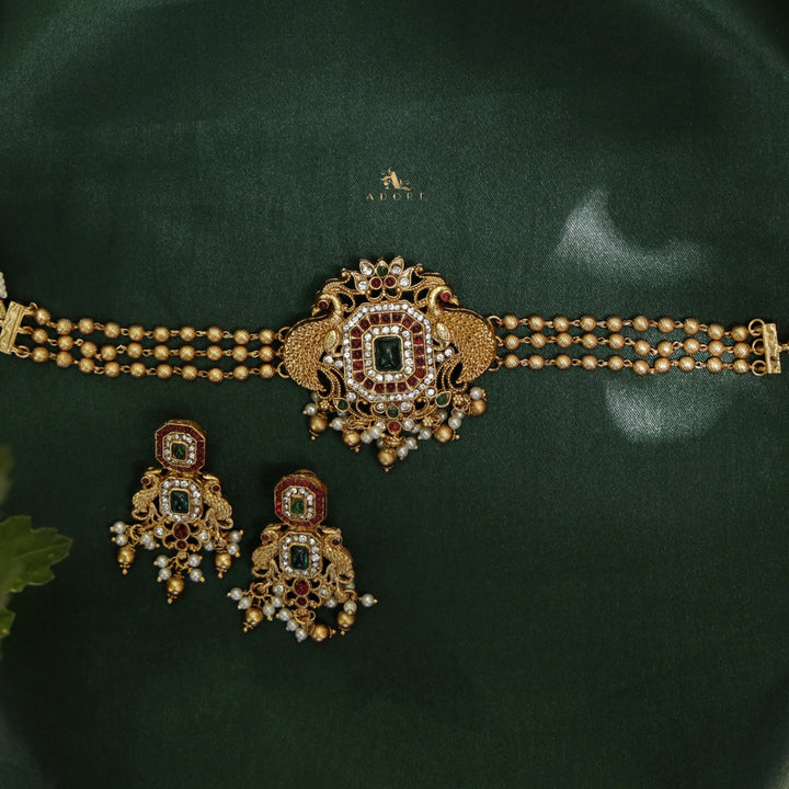 Kaikeyi Gold Ball Choker With Earring