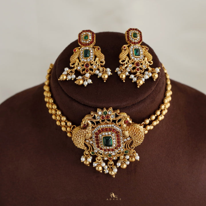 Kaikeyi Gold Ball Choker With Earring
