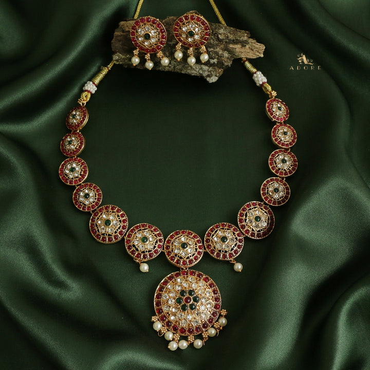 Dhakshina Neckpiece With Earring