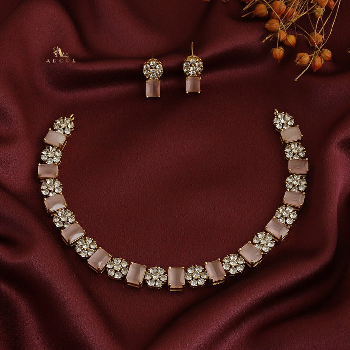 Rishabha Neckpiece With Earring