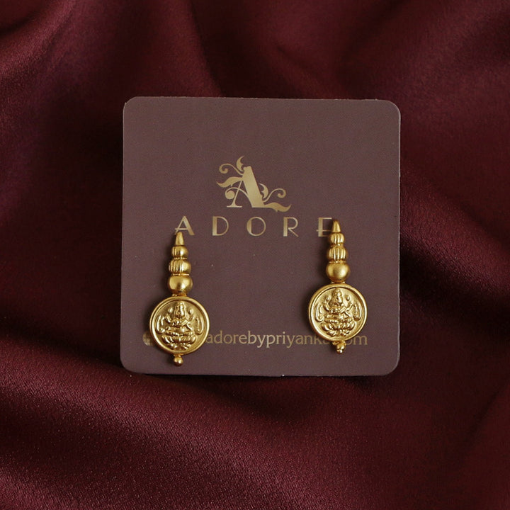 Swaroopika Kashi Neckpiece With Earring