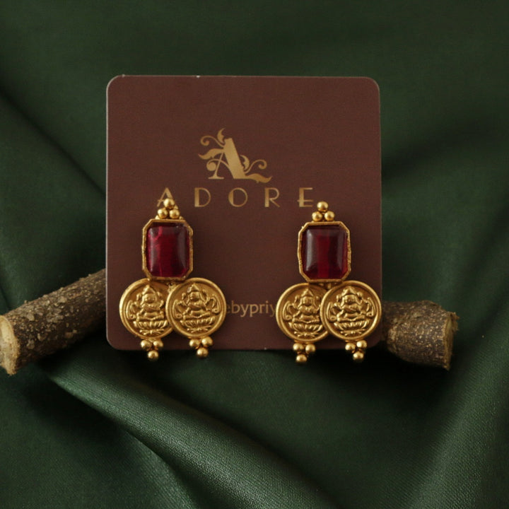 Sumantra Kashi Neckpiece With Earring