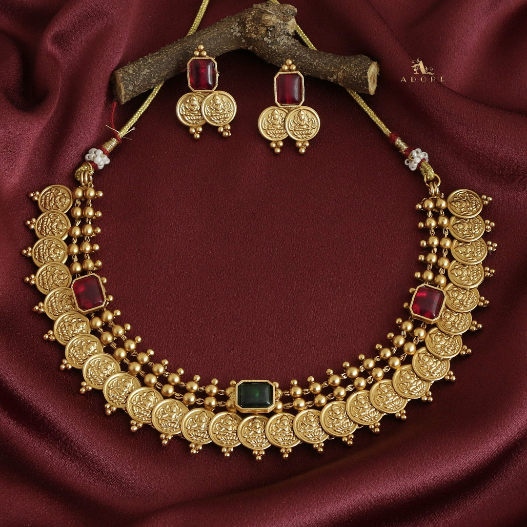 Sumantra Kashi Neckpiece With Earring