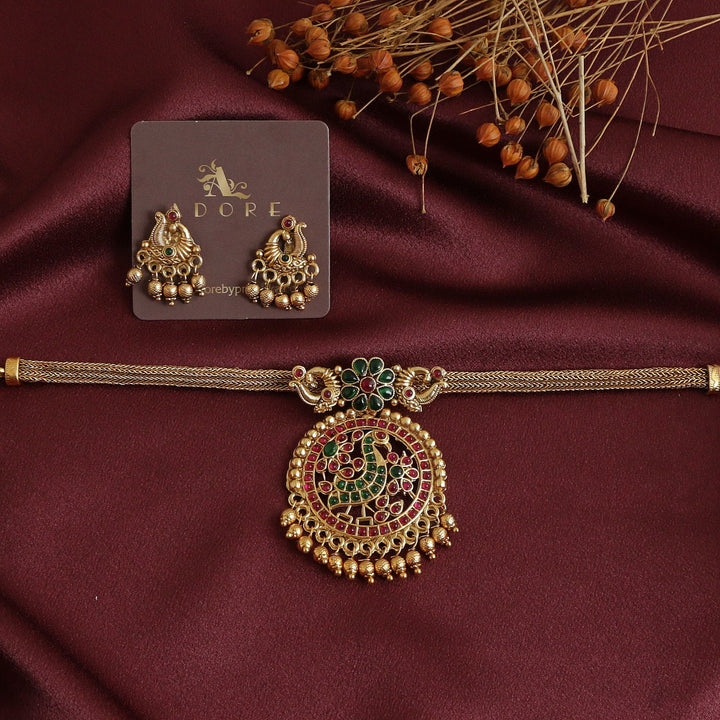 Trishira Choker With Earring