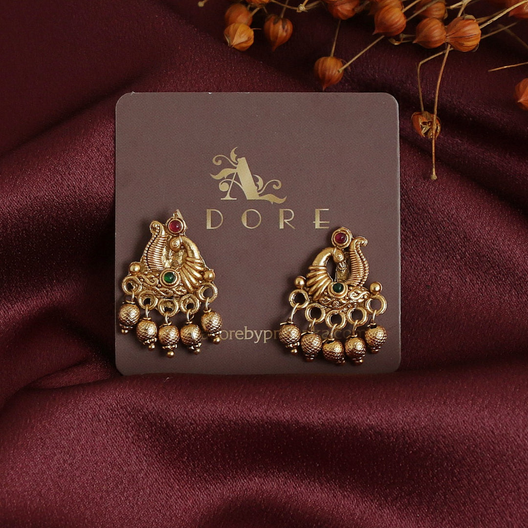 Trishira Choker With Earring