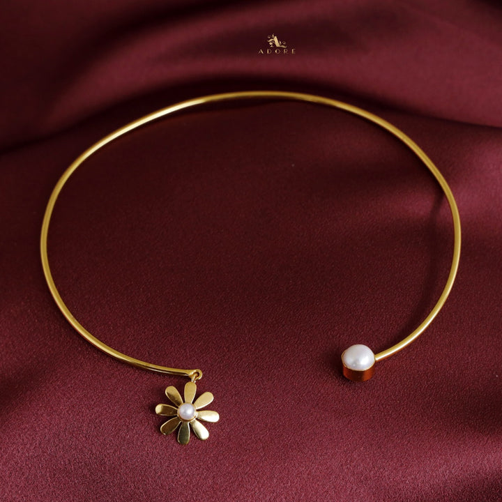 Midhila Pearl Open Neck Cuff