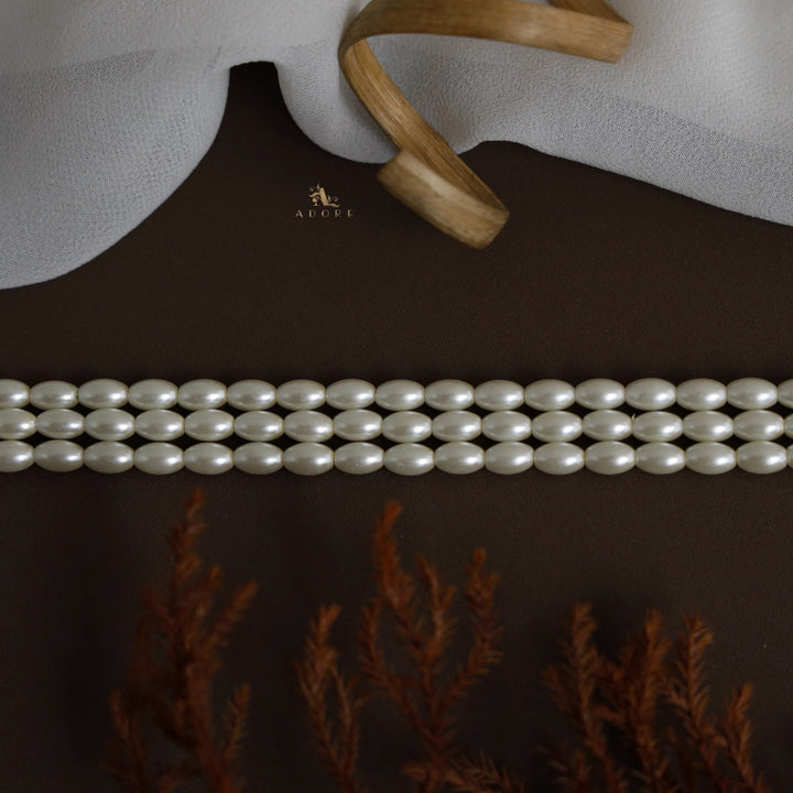 Rice Pearl 3 Layer Choker