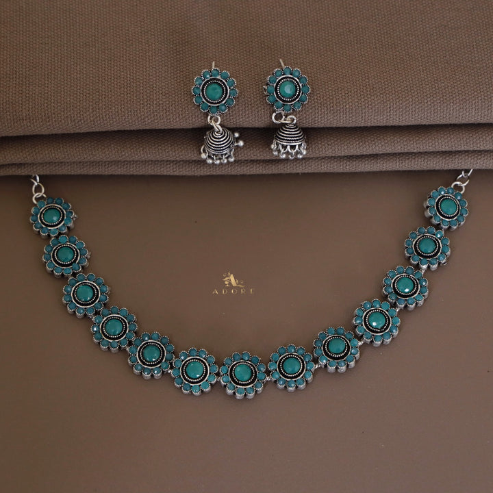 Hemanta Flower Neckpiece With Earring