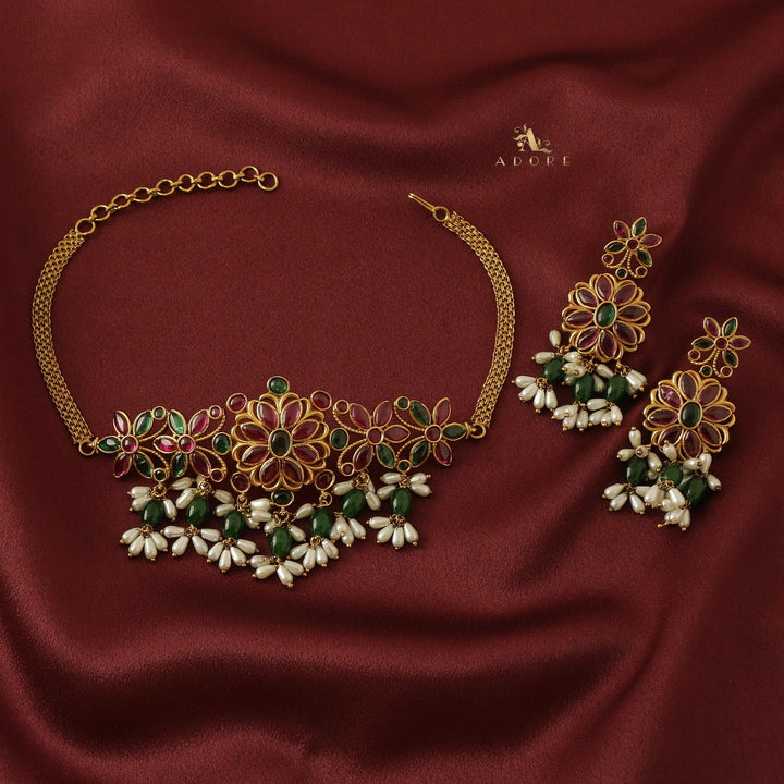 Neeraga Choker With Earring