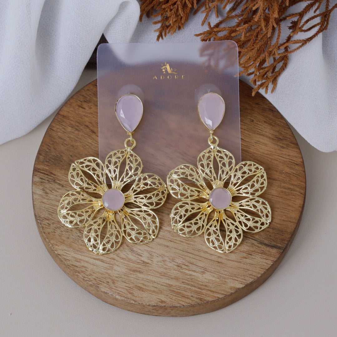 Manvi Glossy Flower Earring