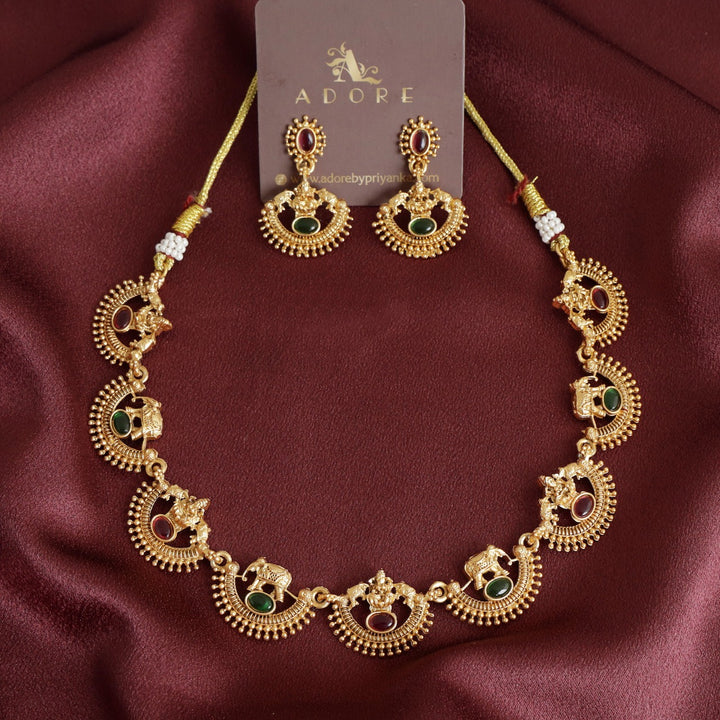 Gajavanthi Neckpiece With Earring
