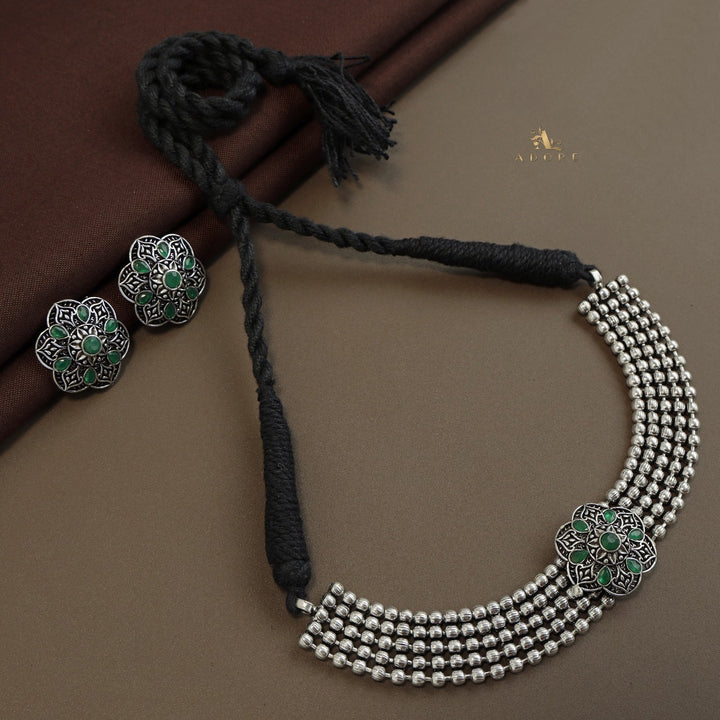 Vance Choker With Earring