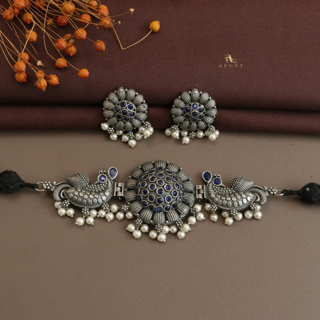 Swara Choker With Earring