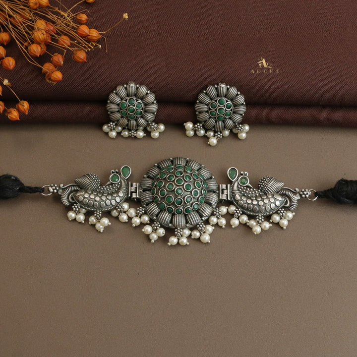 Swara Choker With Earring