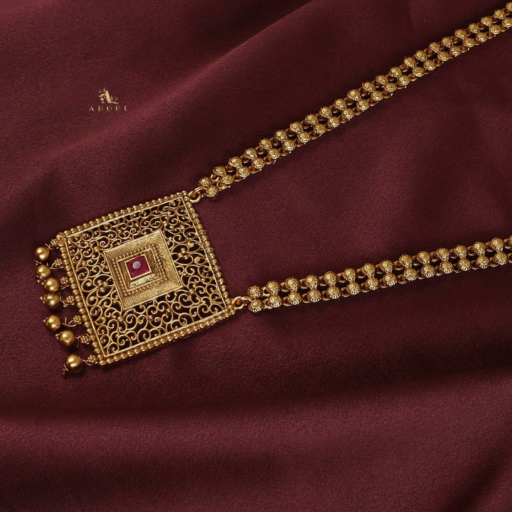 Aagarna Long Haram With Earring