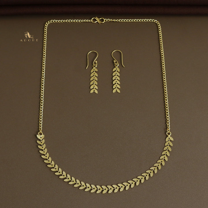 Golden Odessa Neckpiece With Drop