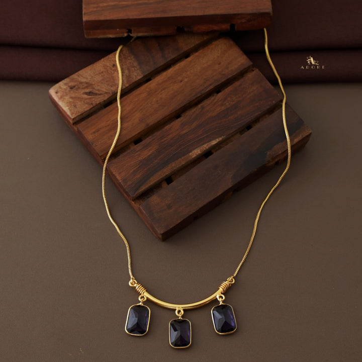 Amba 3 Glossy Rectangular Neckpiece