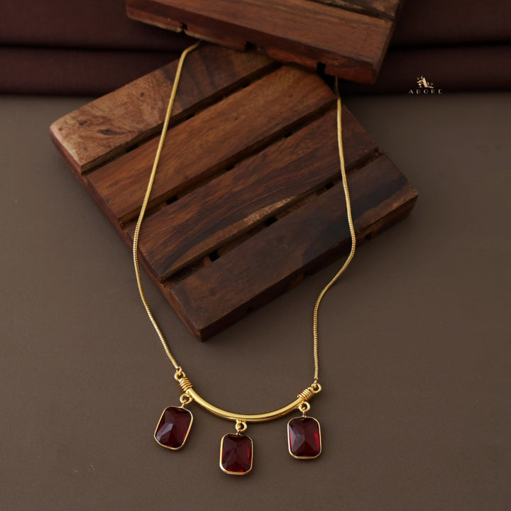 Amba 3 Glossy Rectangular Neckpiece