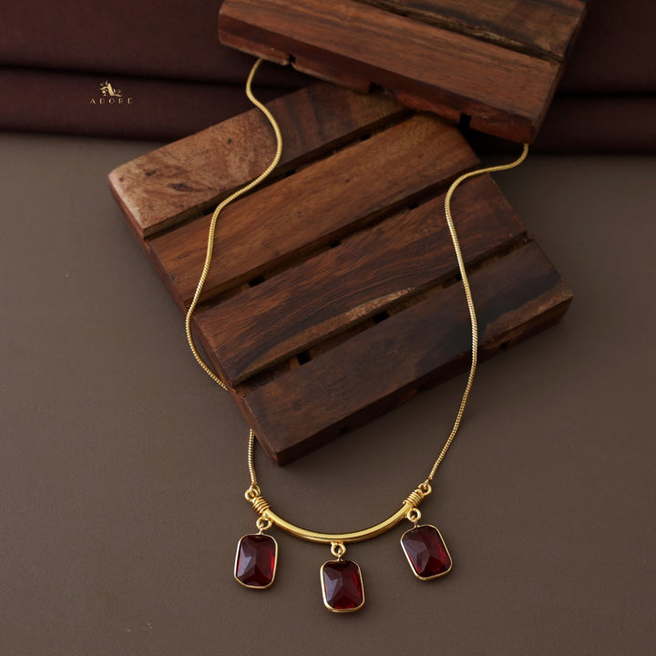 Amba 3 Glossy Rectangular Neckpiece