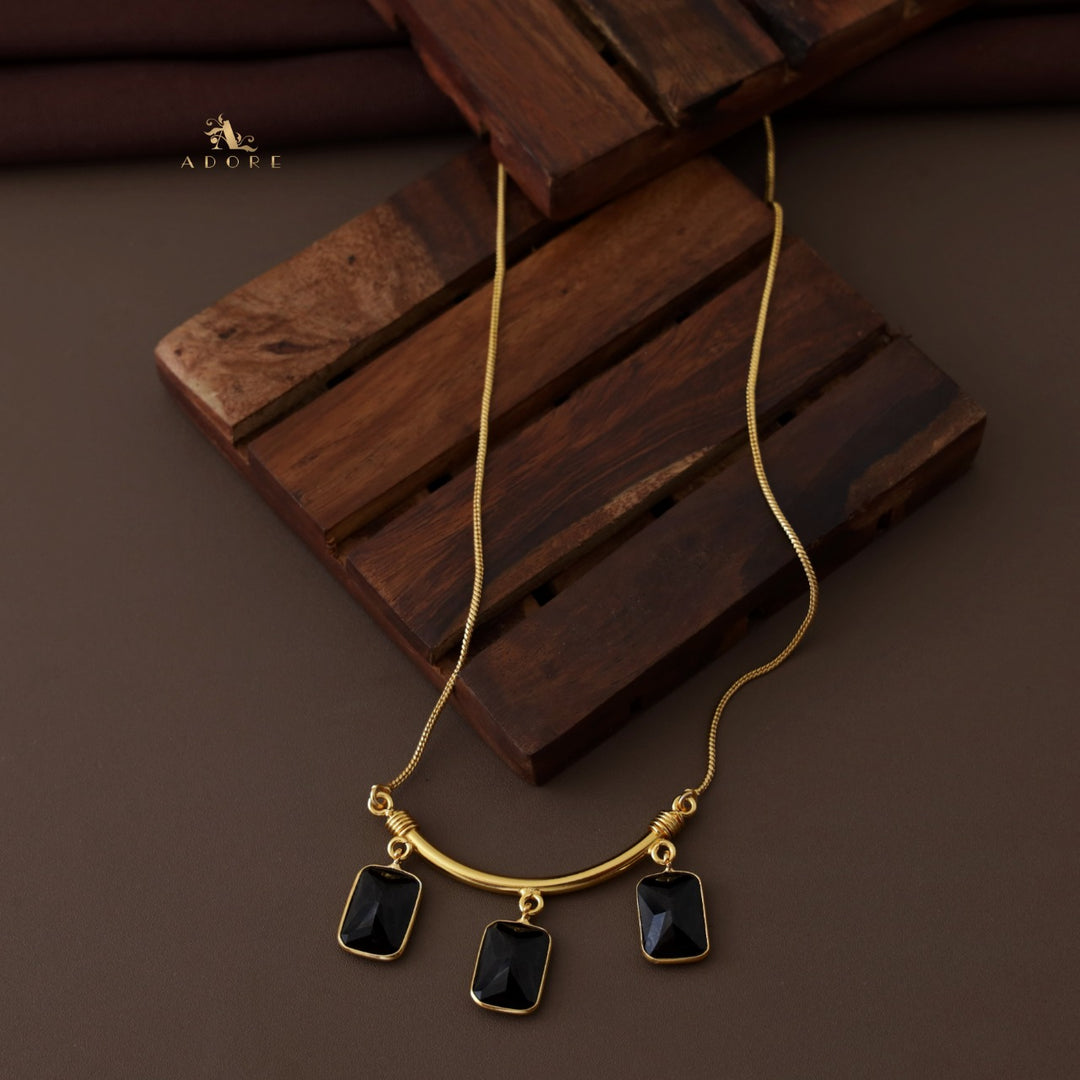 Amba 3 Glossy Rectangular Neckpiece