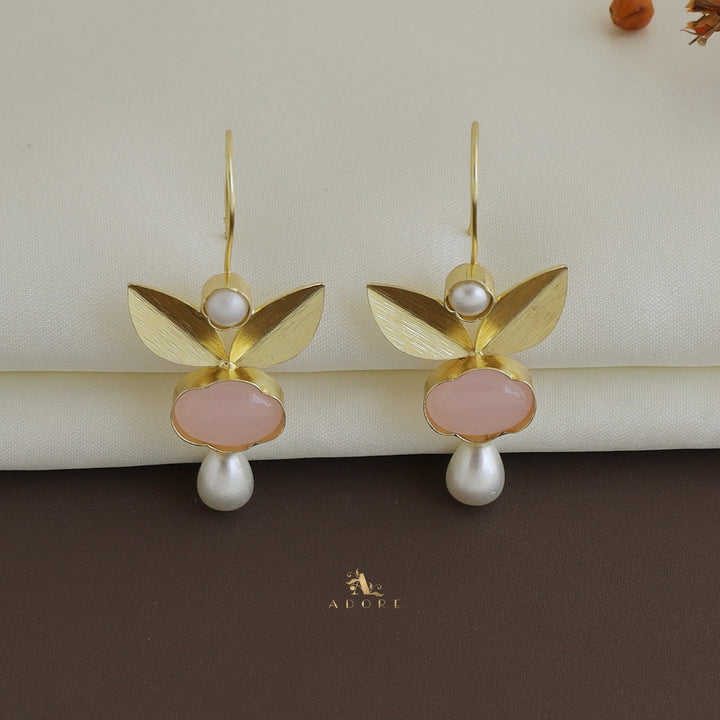 Glossy Livandria Folded Leaf Pearl Drop