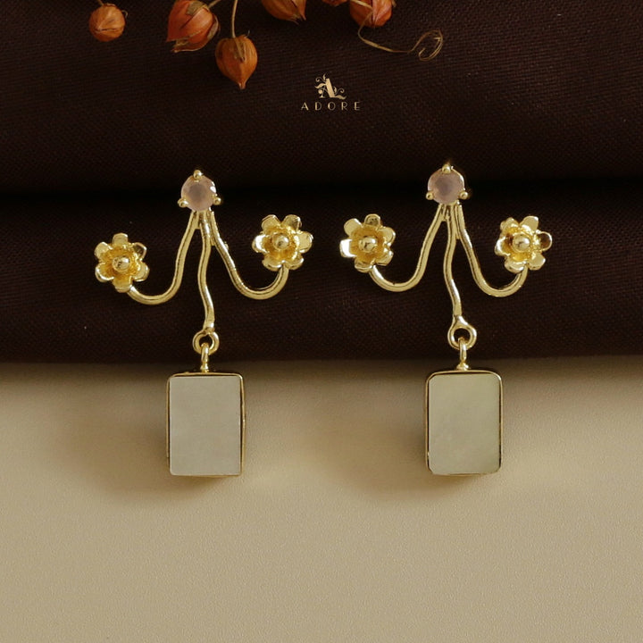 Floral Lamah Glossy Earring