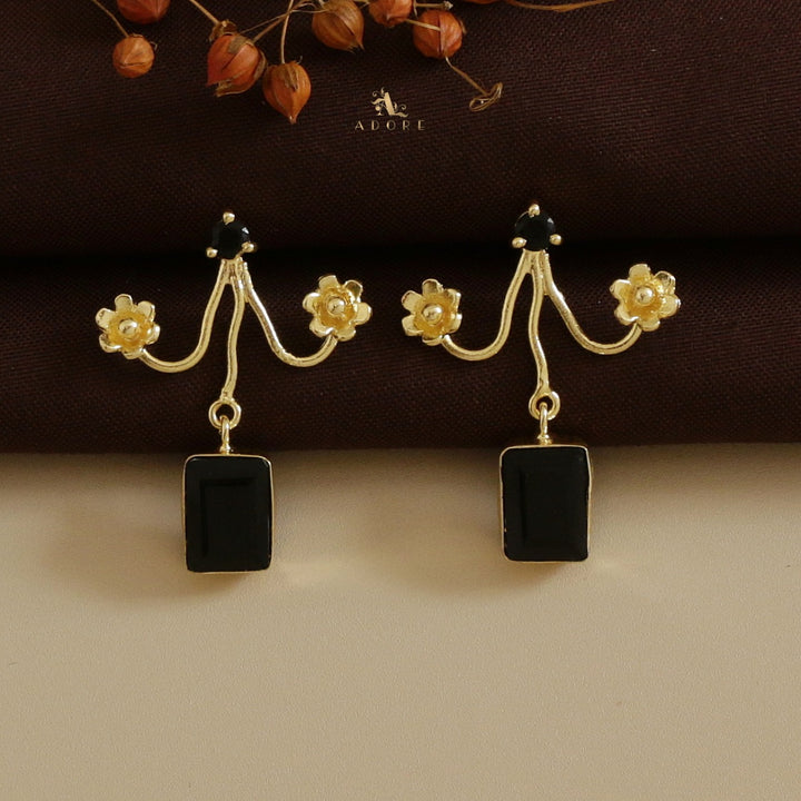 Floral Lamah Glossy Earring