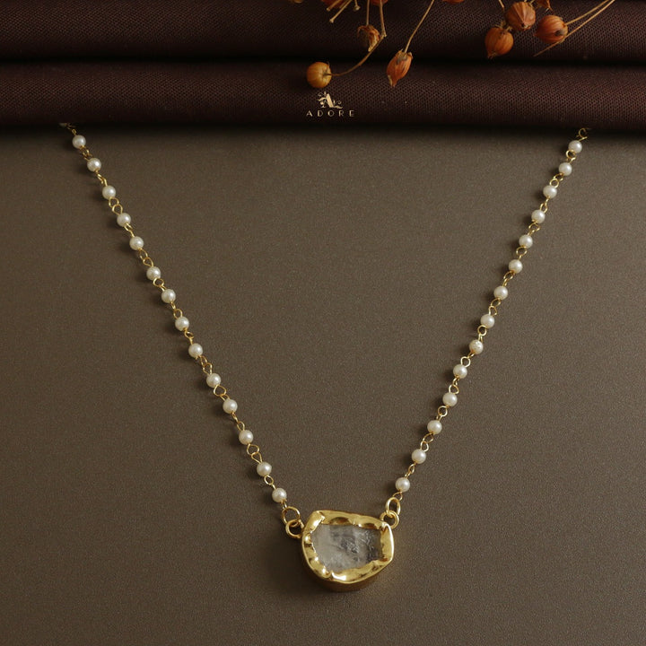 Nasmiya Raw Stone Neckpiece