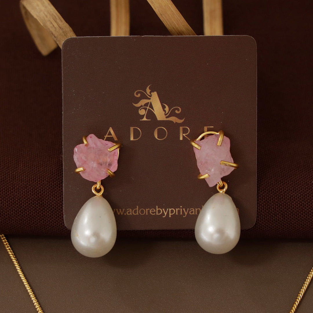 Jaime Dyed Stone Pearl Neckpiece With Earring