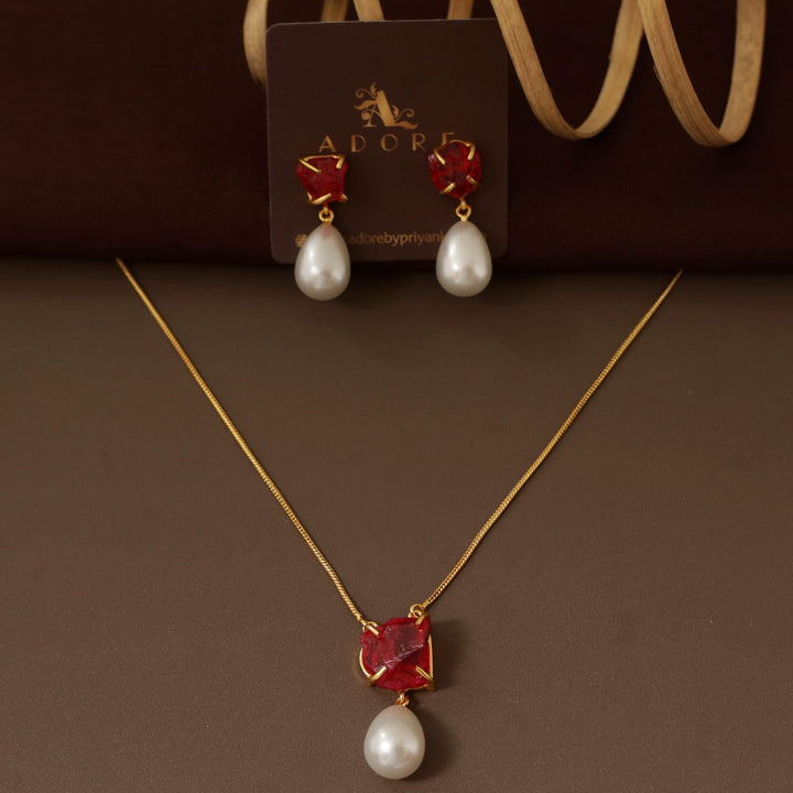 Jaime Dyed Stone Pearl Neckpiece With Earring