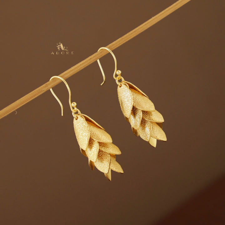 Golden Leafy Bunch Drop