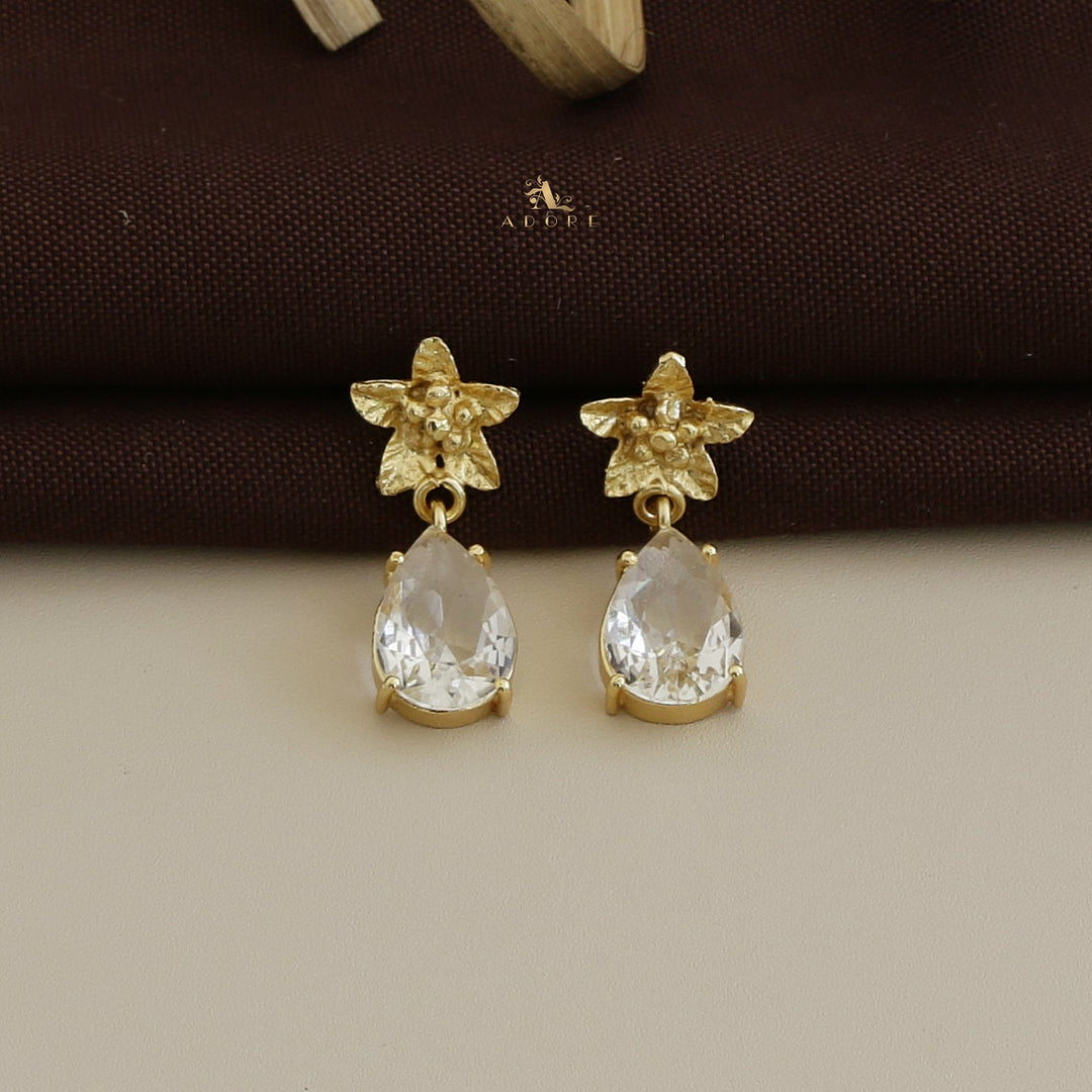 Golden Star Flower Glossy Earring
