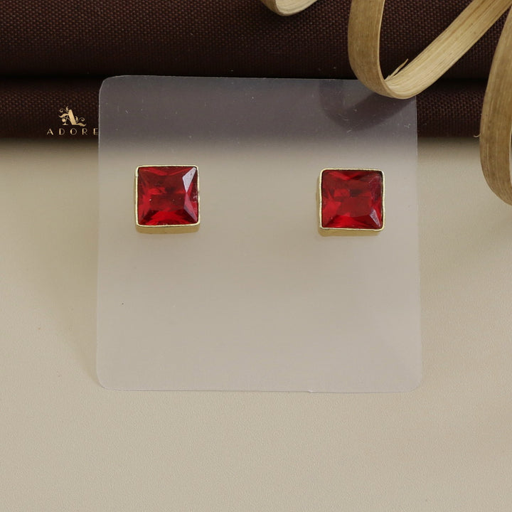 Volga Eighten Glossy Square Choker With Stud