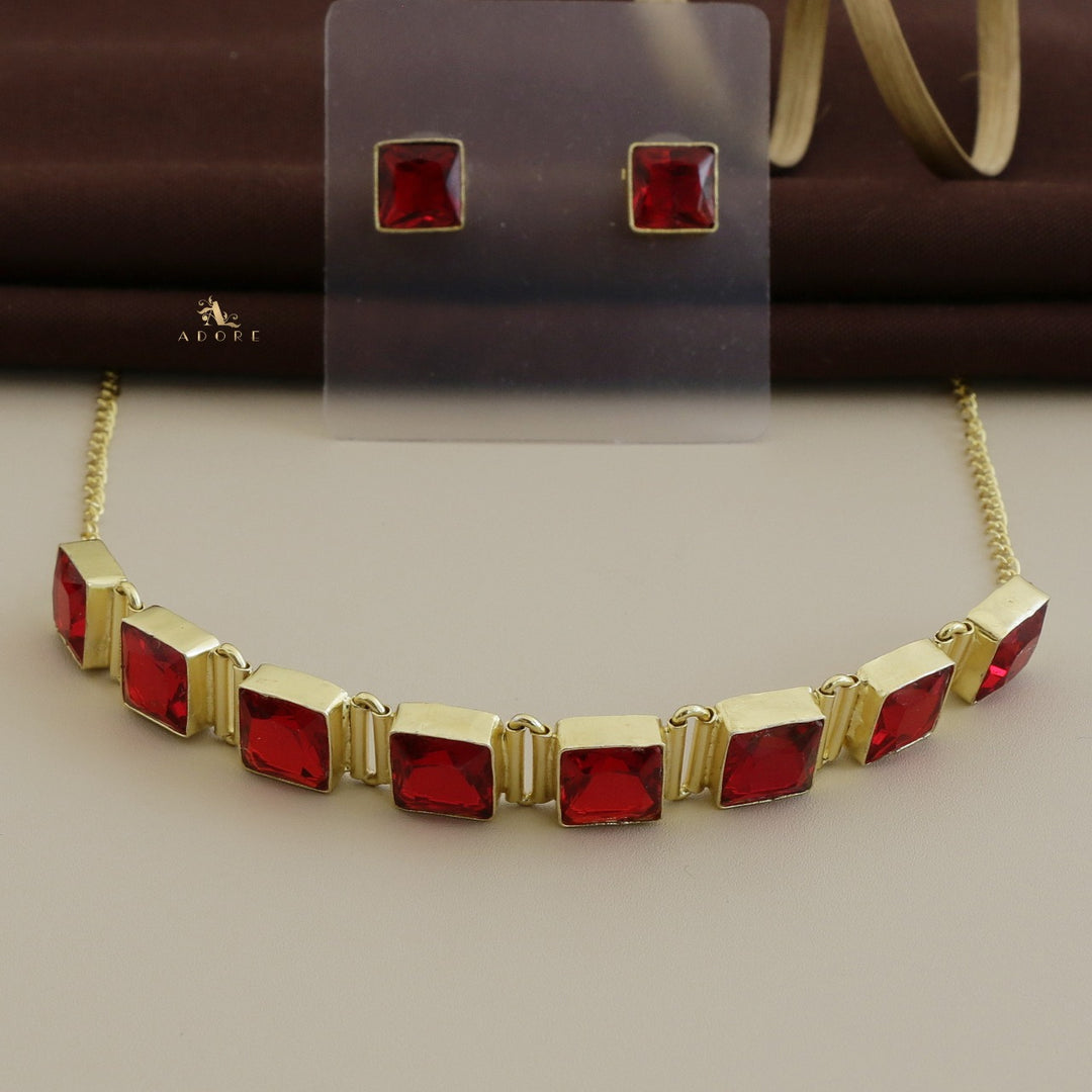 Volga Eighten Glossy Square Choker With Stud