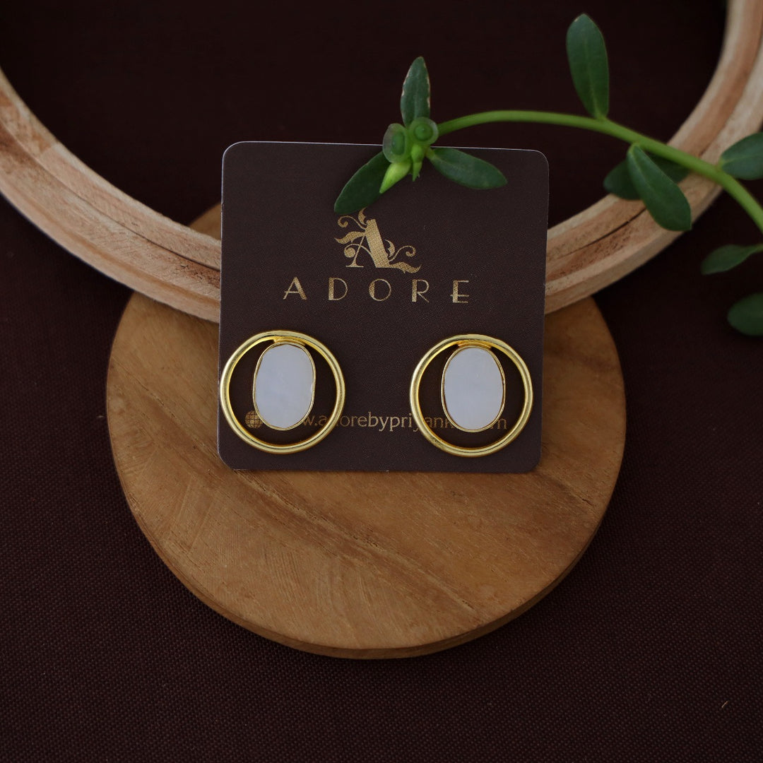 Chord 1 Circle MOP Earring