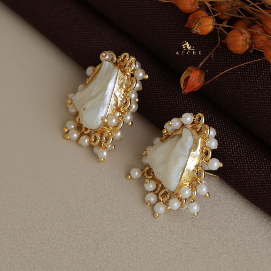Drizza Baroque Cluster Pearl Earring