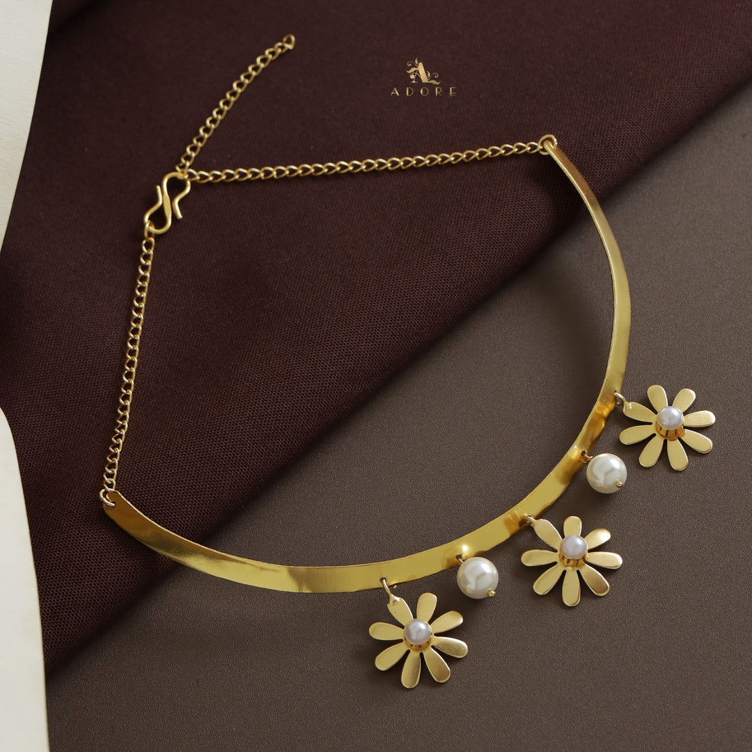 Midhila Flower Pearl Neck Cuff