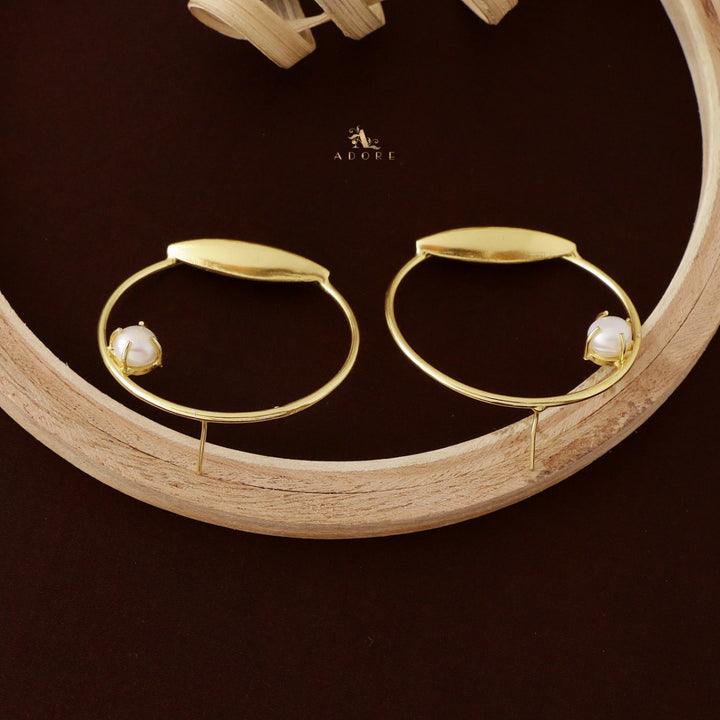Trixa Circle Pearl Earring