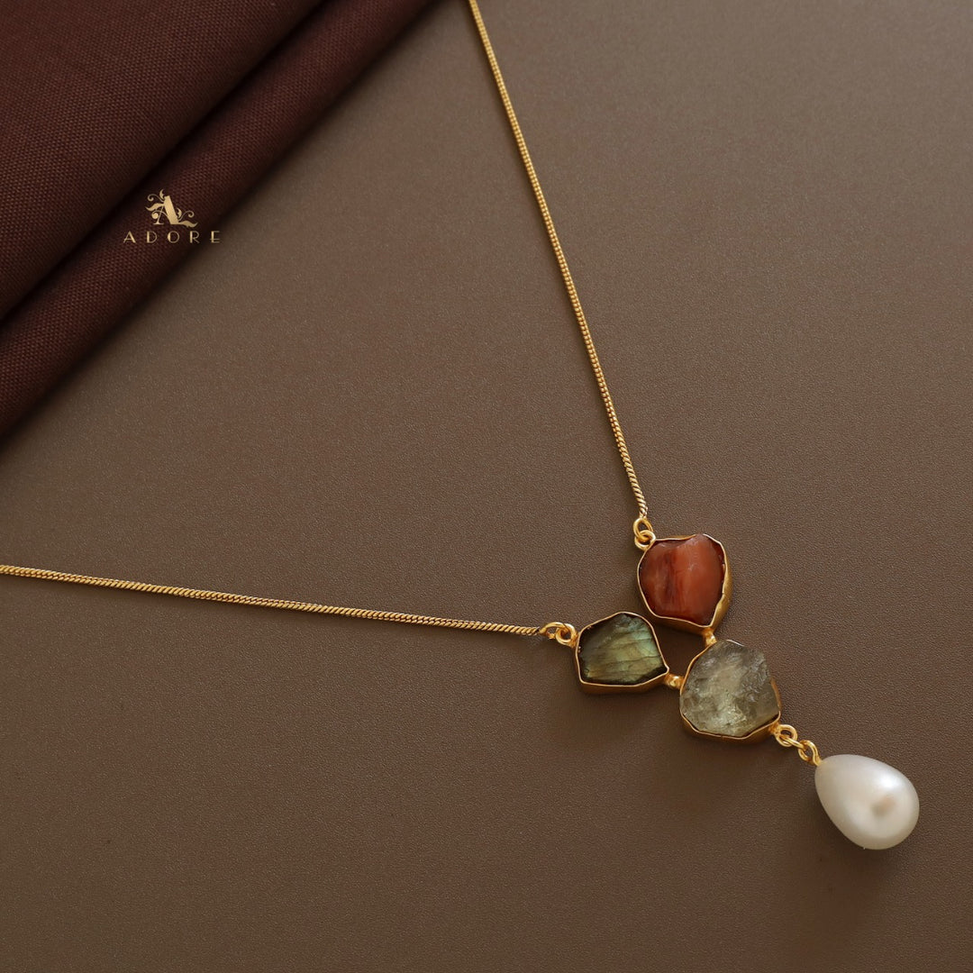 Shannon Raw Stone Novalta Pearl Neckpiece