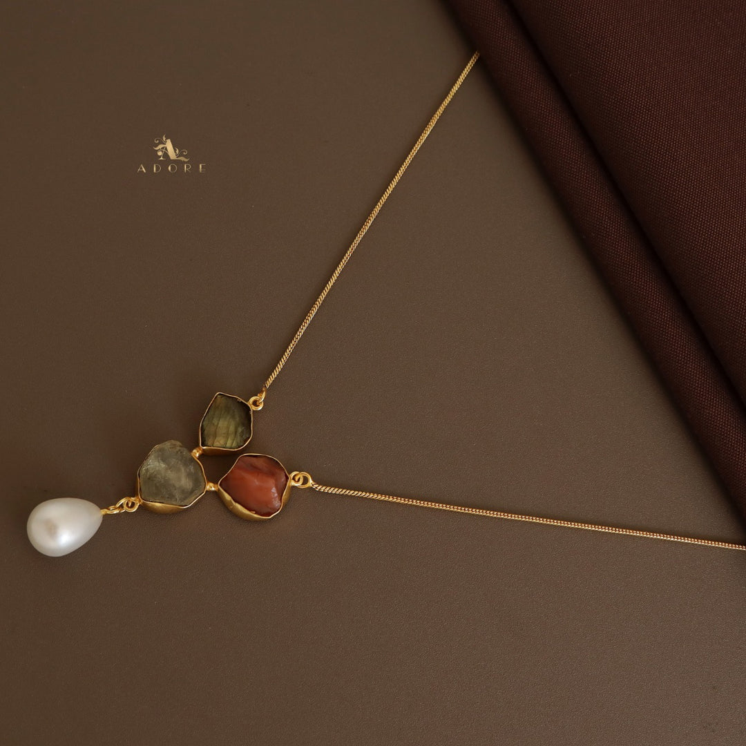 Shannon Raw Stone Novalta Pearl Neckpiece