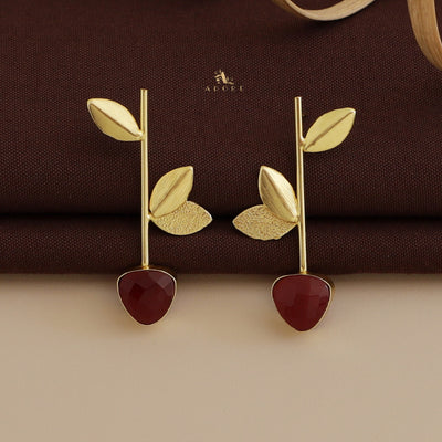 Glossy Milva Leafy Stem Earring