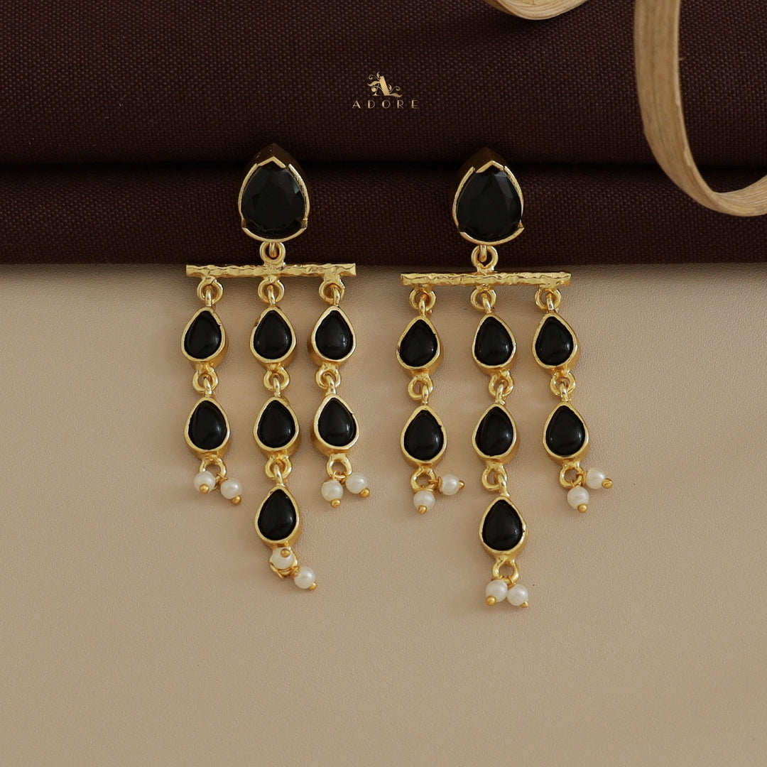 Deya Glossy Drop Pearl Earring