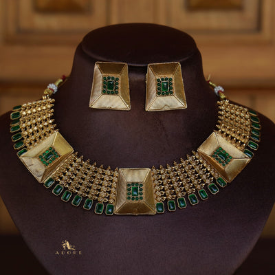 Laasritha Neckpiece With Earring