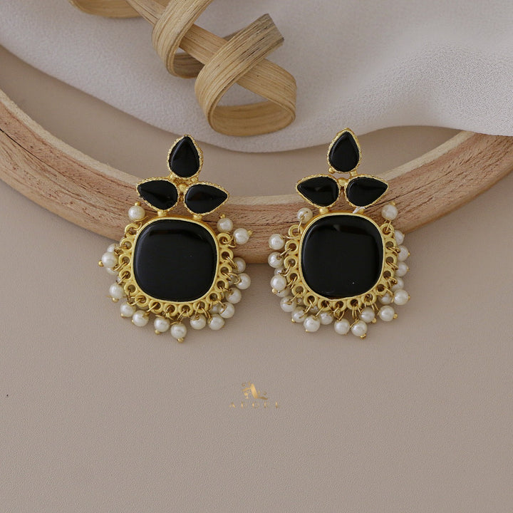 Kaither Cluster Pearl Earring