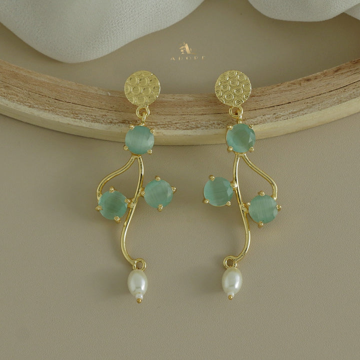 Golden Laara Glossy Pearl Drop Earring