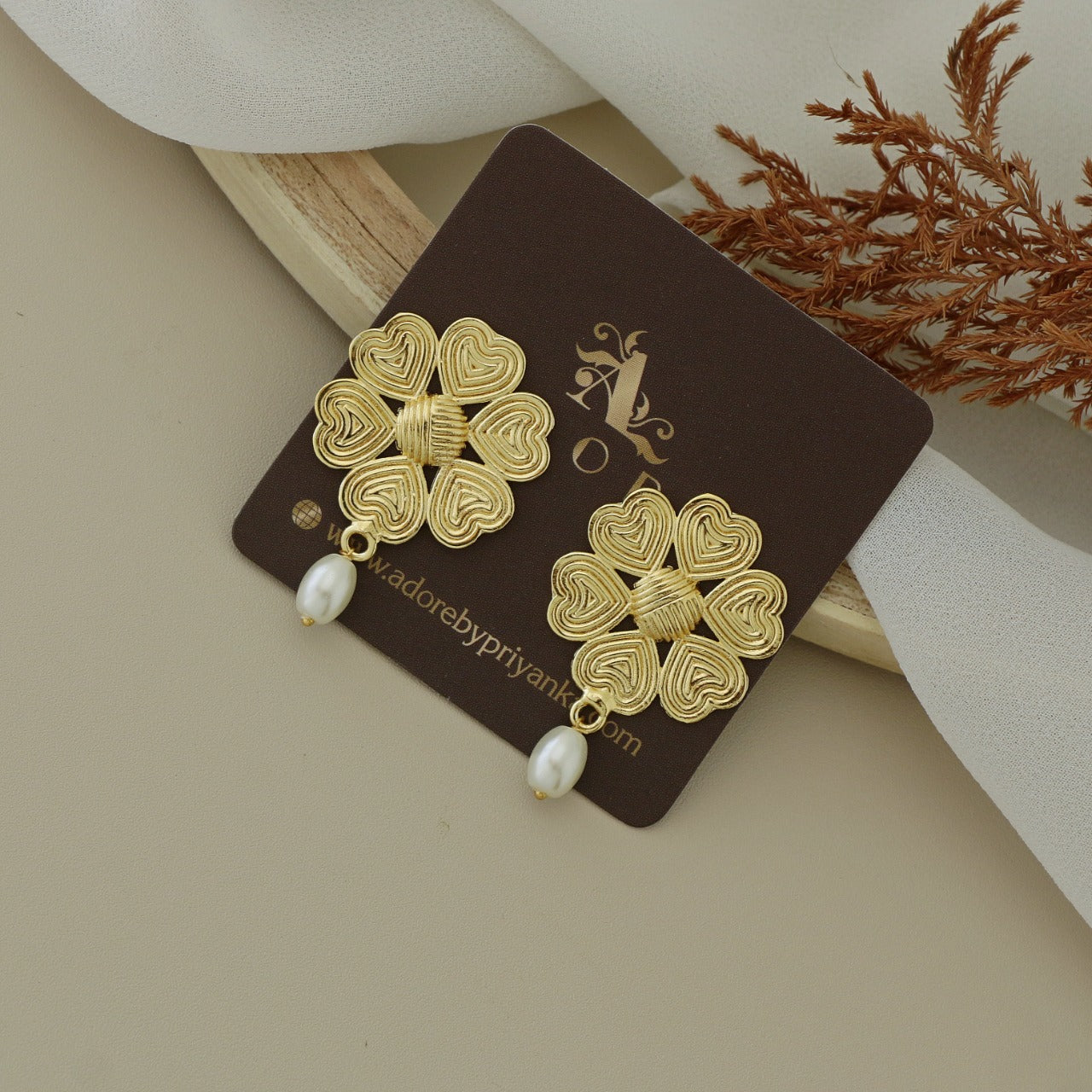Golden Heart Flower Pearl Earring