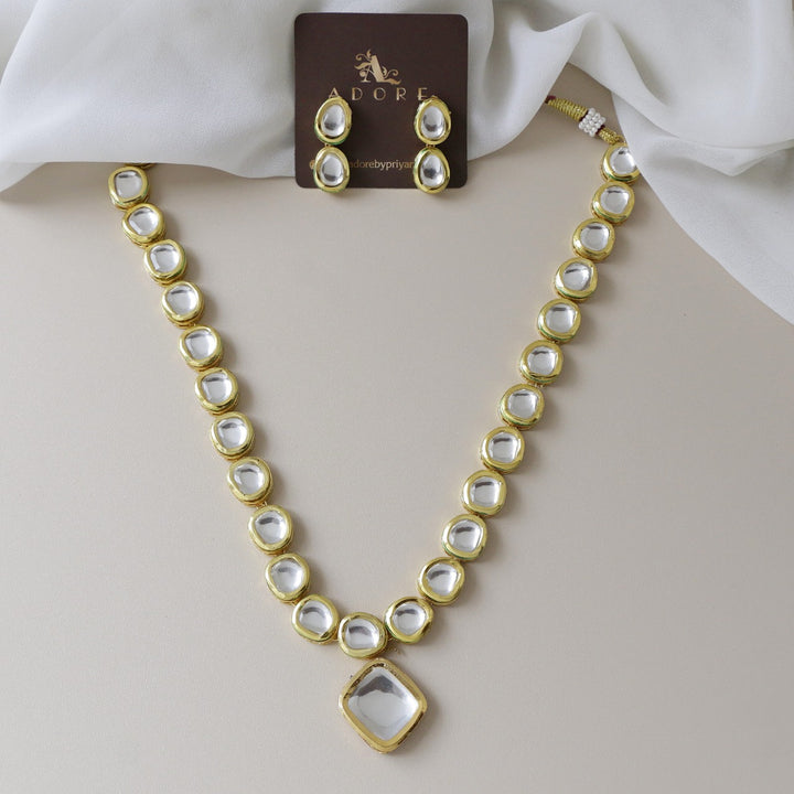 Mithra Kundan Neckpiece With Earring