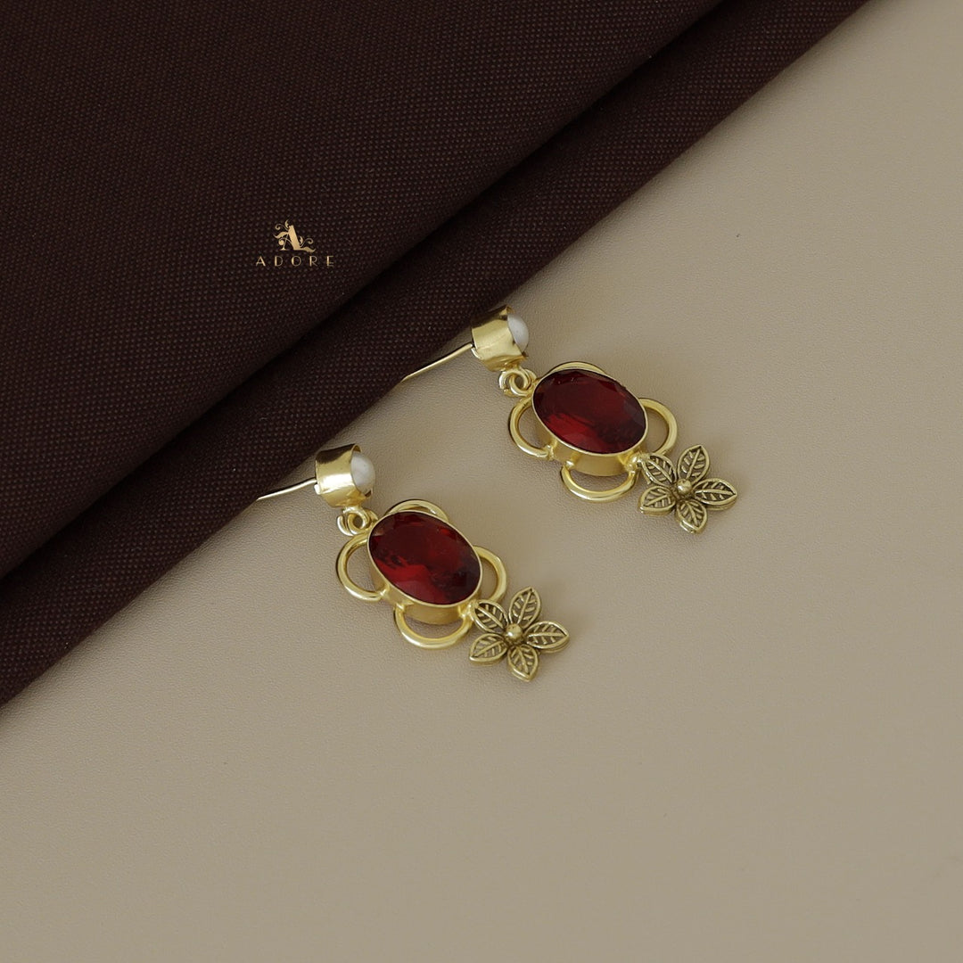 Golden Fiorella Pearl Glossy Earring
