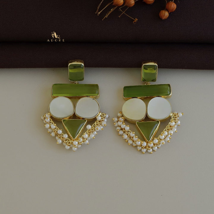 Elite Royal MOP Earring